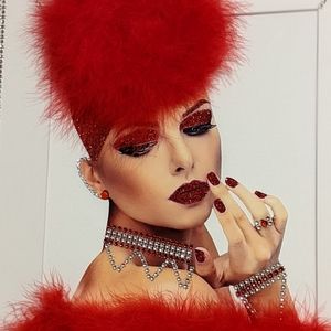 BEAUTIFUL CUSTOM DESIGN DIVAS